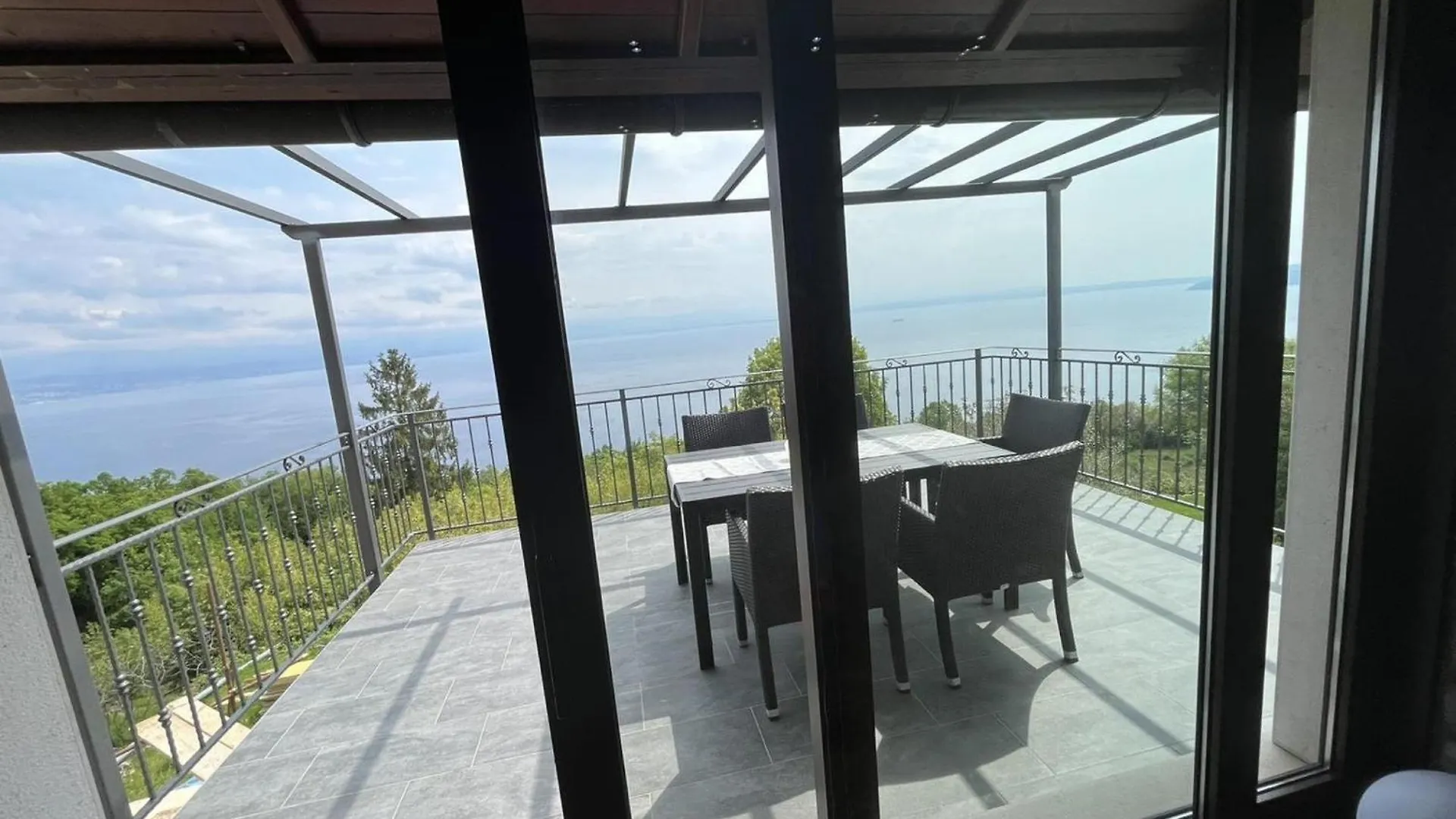 Splendid Holiday Home With Panoramic Sea Views Moscenicka Draga