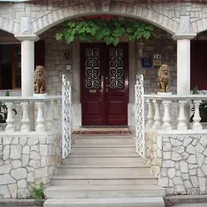 And Deskovic Apartmán