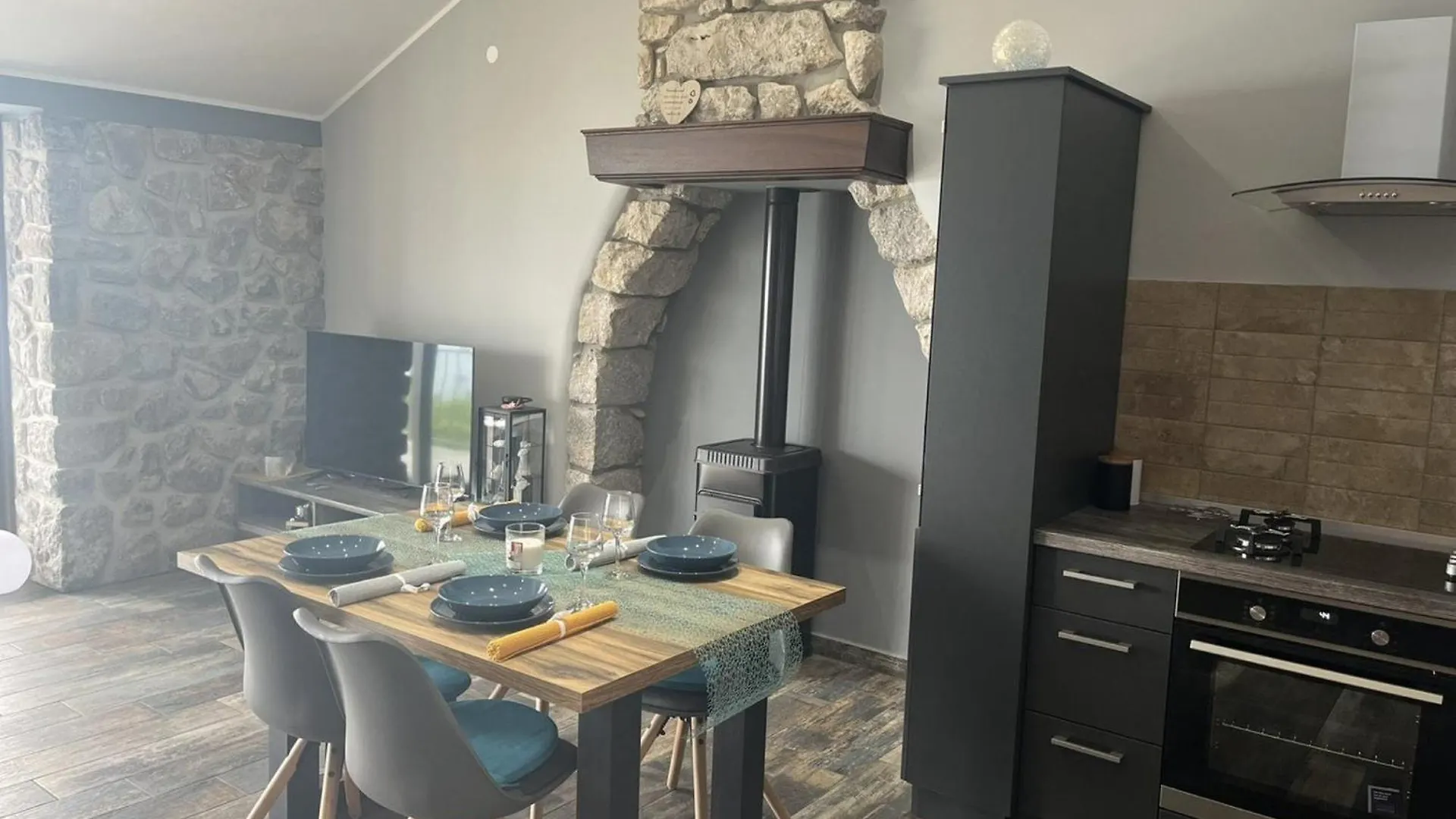 Splendid Holiday Home With Panoramic Sea Views Moscenicka Draga